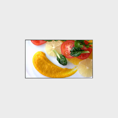 65 Inch High Brightness Panel 3840*2160 3500nits Outdoor Advertising Machine